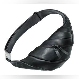 ISO 🖤 TRIPPEN SNAKEBELT BAG